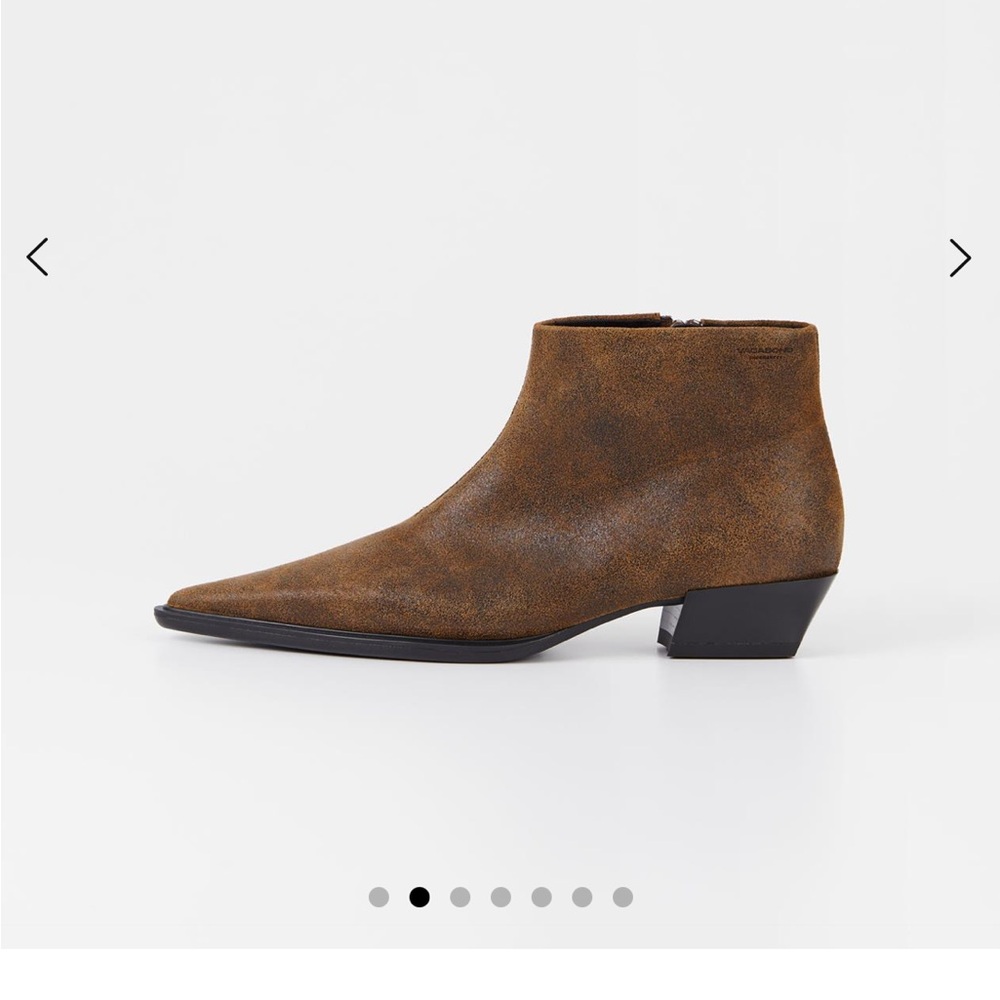 Brand new Vagabond Cassie Boots. Size 40. Bought from FP and don’t have the box.